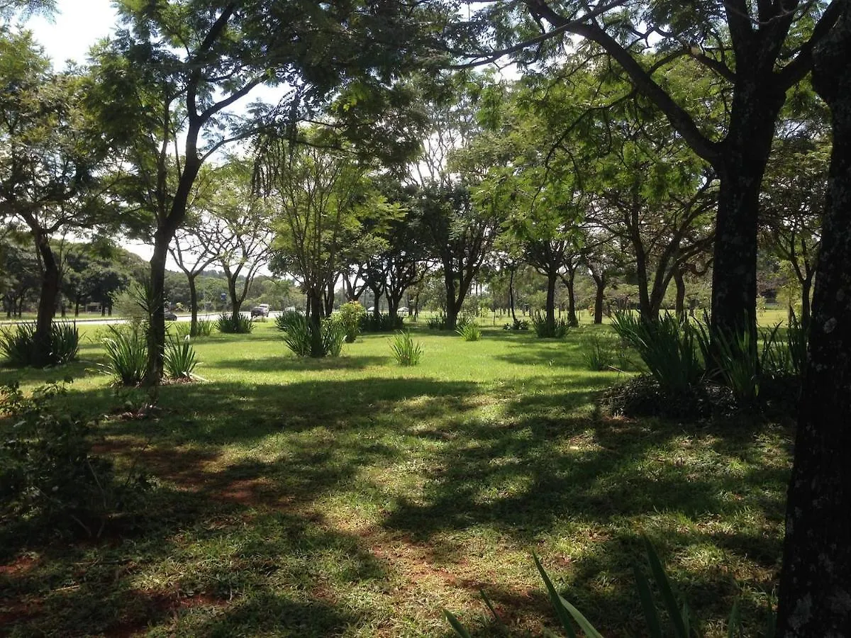 Lindo Apto Ao Lado Do Park Da Cidade Asa Sul contacts